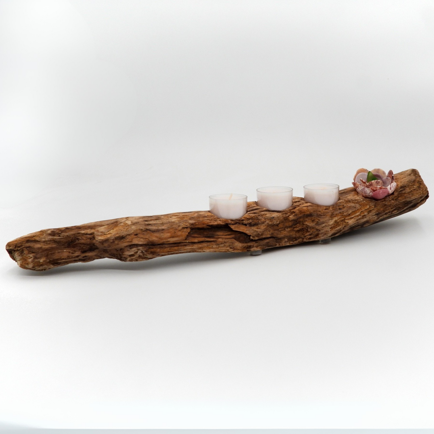 Nic’s Nacs Medium Driftwood Candle Centerpiece