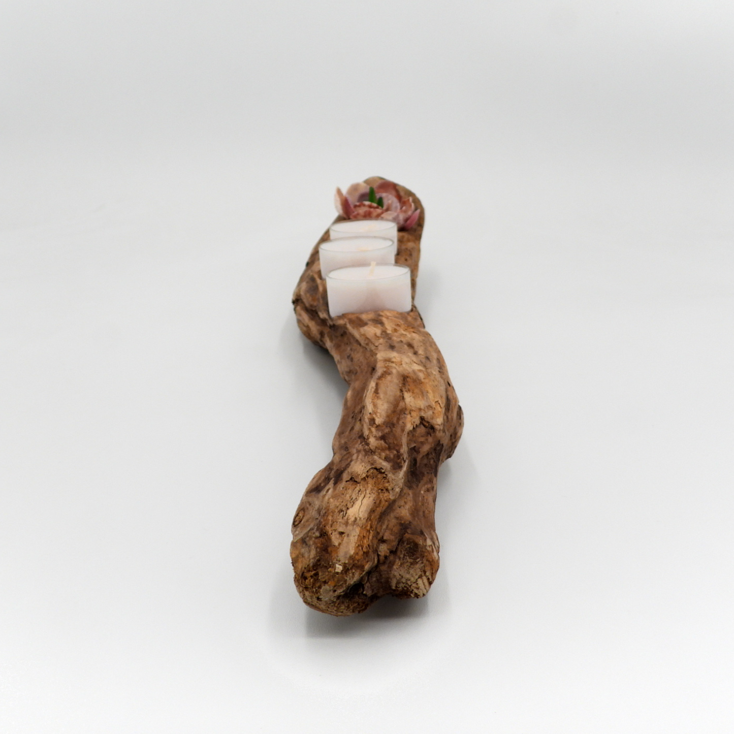 Nic’s Nacs Medium Driftwood Candle Centerpiece