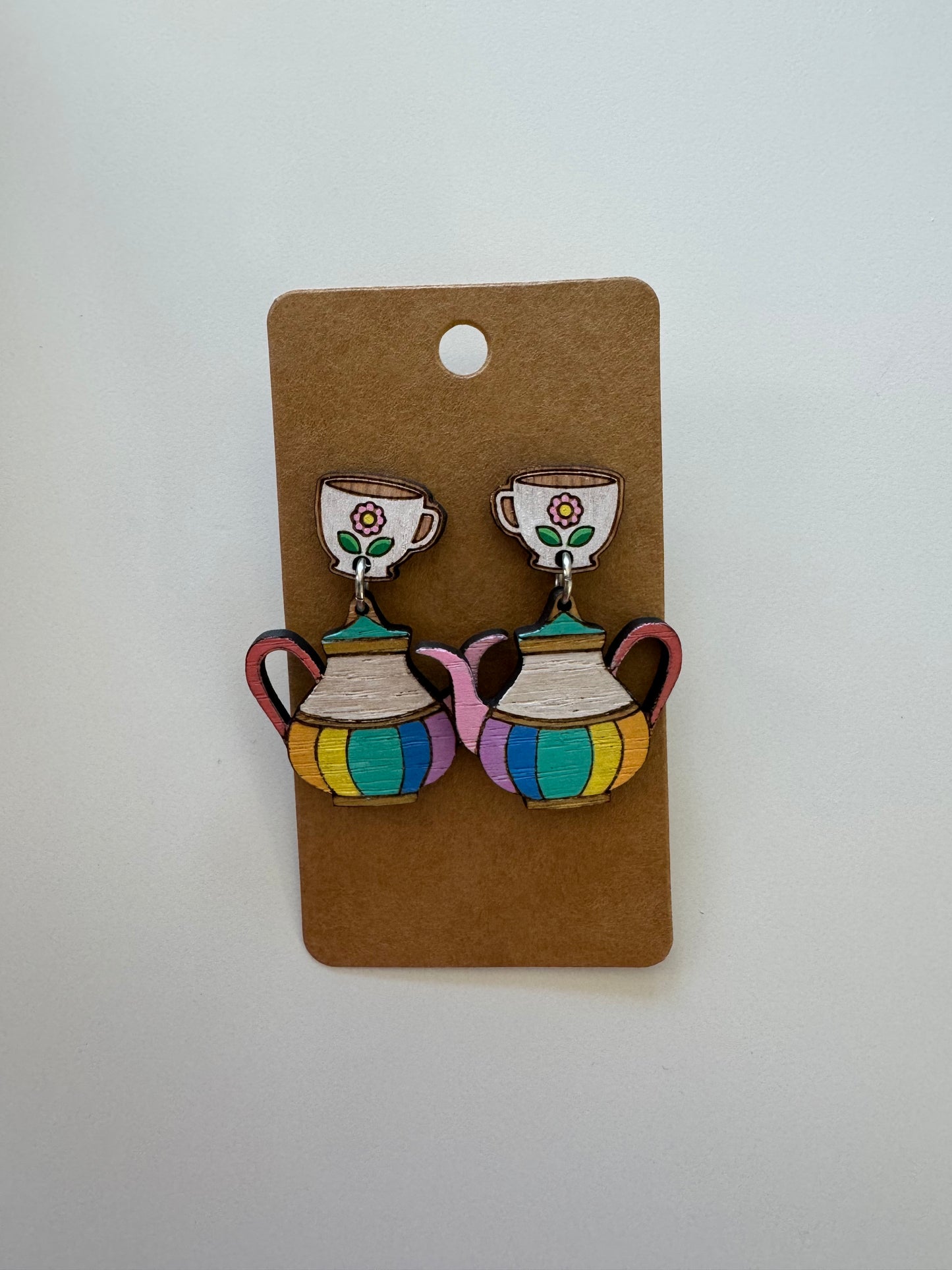 Mango Leaf Trading Dangle Earrings