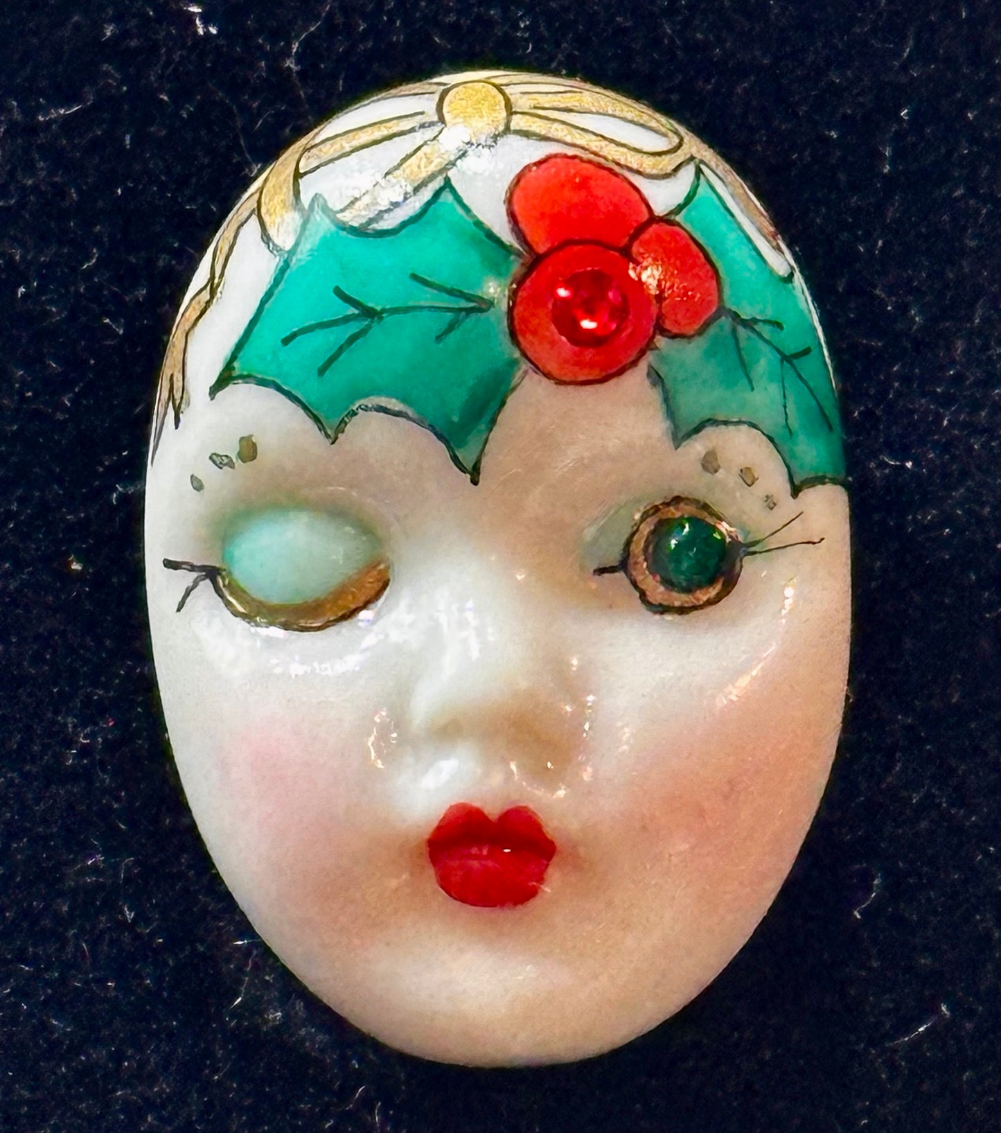 Adagio “Holly” pendant.