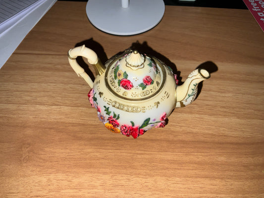 Mini trinket teapot
