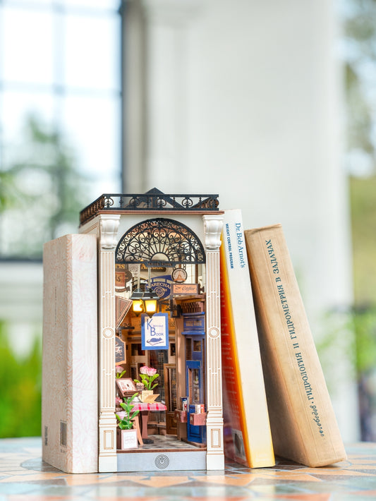 Book Nook & Wonderland Arcade Dating